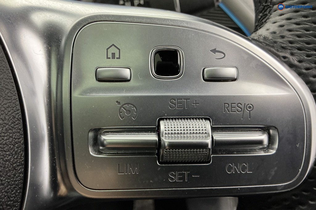 Mercedes-Benz EQC Amg Line Automatic Electric SUV - Stock Number (1603264) - 19th supplementary image