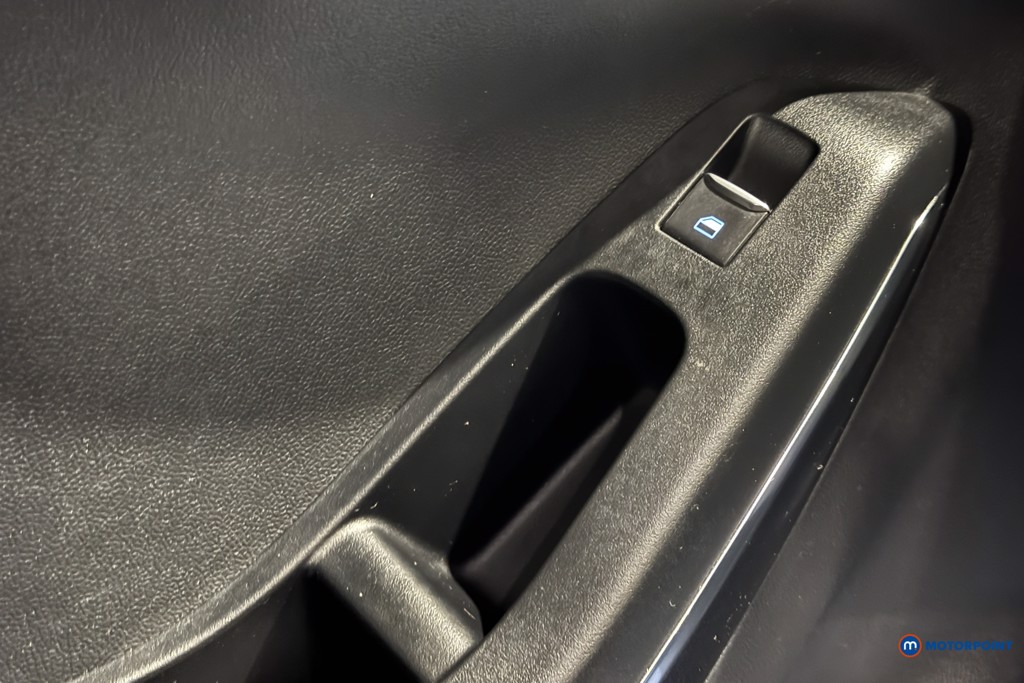 Ford Puma St-Line Manual Petrol SUV - Stock Number (1603296) - 8th supplementary image