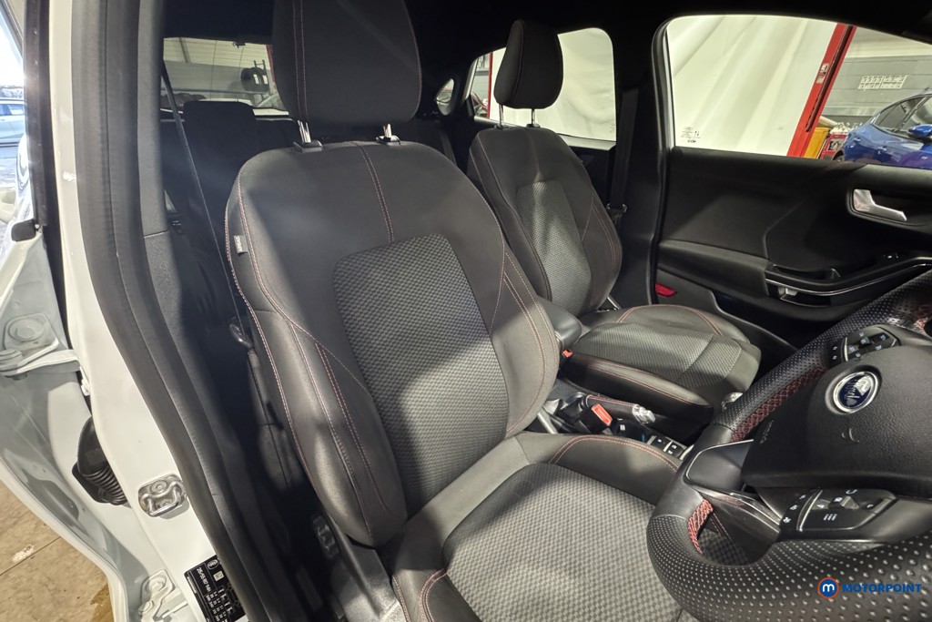 Ford Puma St-Line Manual Petrol SUV - Stock Number (1603296) - 1st supplementary image