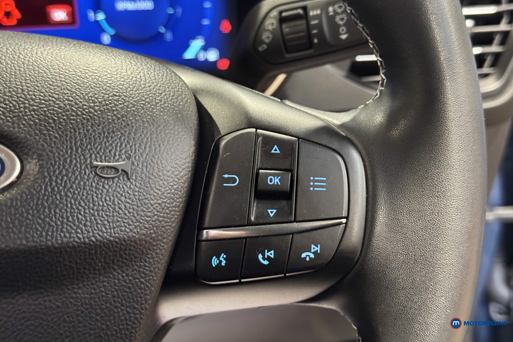 Ford Focus Titanium Vignale Manual Petrol Estate - Stock Number (1603300) - 4th supplementary image