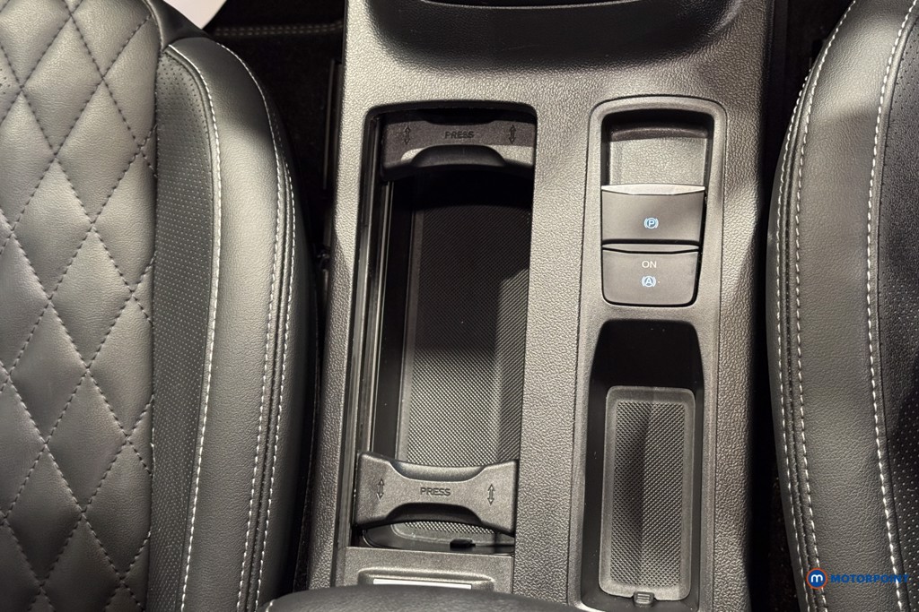 Ford Focus Titanium Vignale Manual Petrol Estate - Stock Number (1603300) - 9th supplementary image