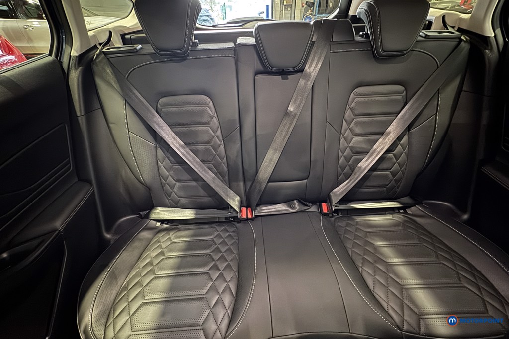 Ford Focus Titanium Vignale Manual Petrol Estate - Stock Number (1603300) - 13th supplementary image