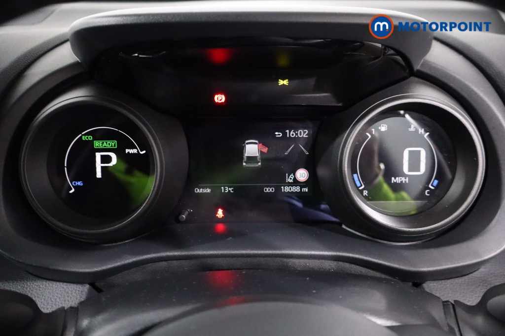 Toyota Yaris Design Automatic Petrol-Electric Hybrid Hatchback - Stock Number (1603341) - 13th supplementary image