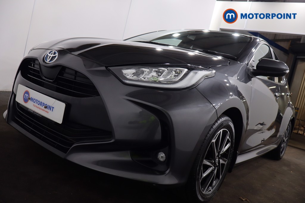 Toyota Yaris Design Automatic Petrol-Electric Hybrid Hatchback - Stock Number (1603341) - 26th supplementary image