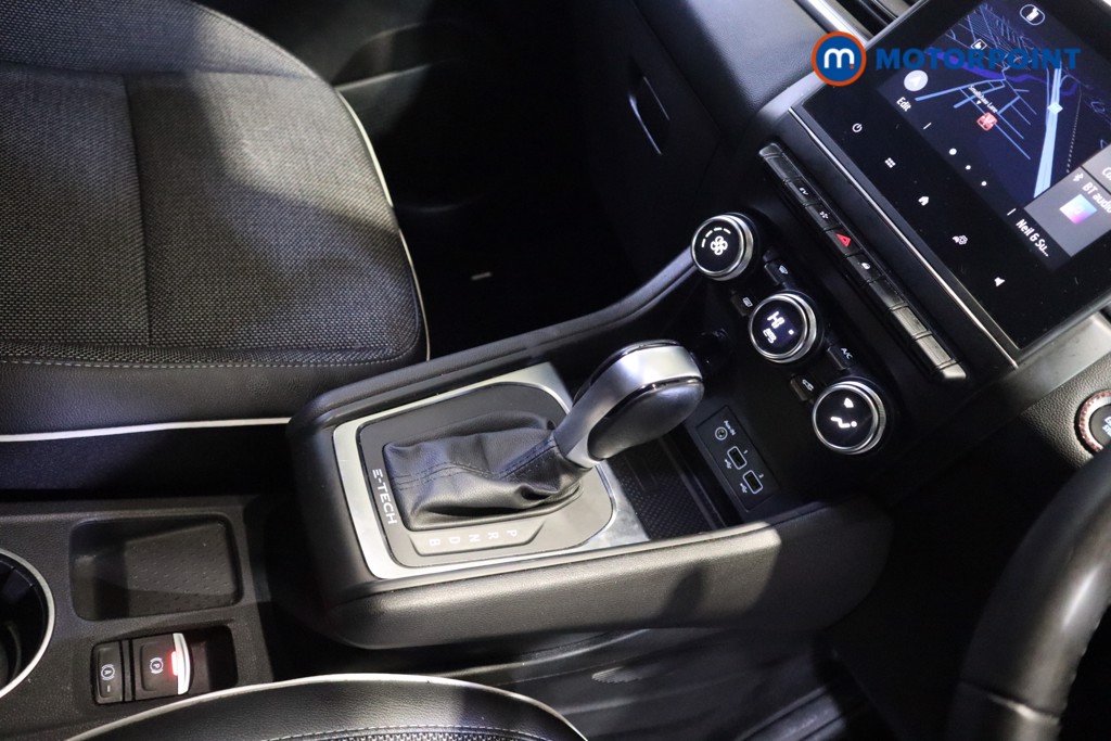Renault Captur Techno Automatic Petrol-Electric Hybrid SUV - Stock Number (1603380) - 7th supplementary image