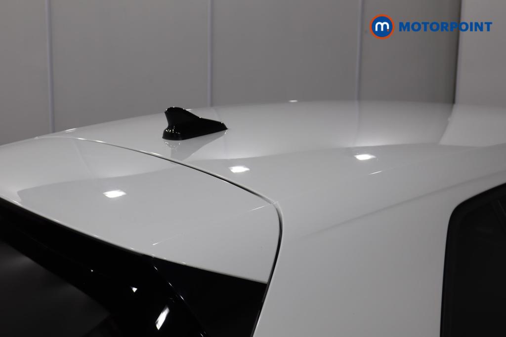 Volkswagen Golf Active Manual Petrol Hatchback - Stock Number (1603444) - 18th supplementary image