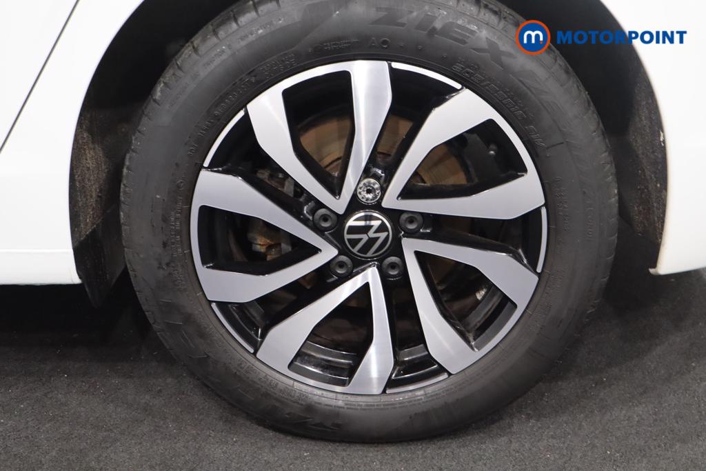 Volkswagen Golf Active Manual Petrol Hatchback - Stock Number (1603444) - 23rd supplementary image