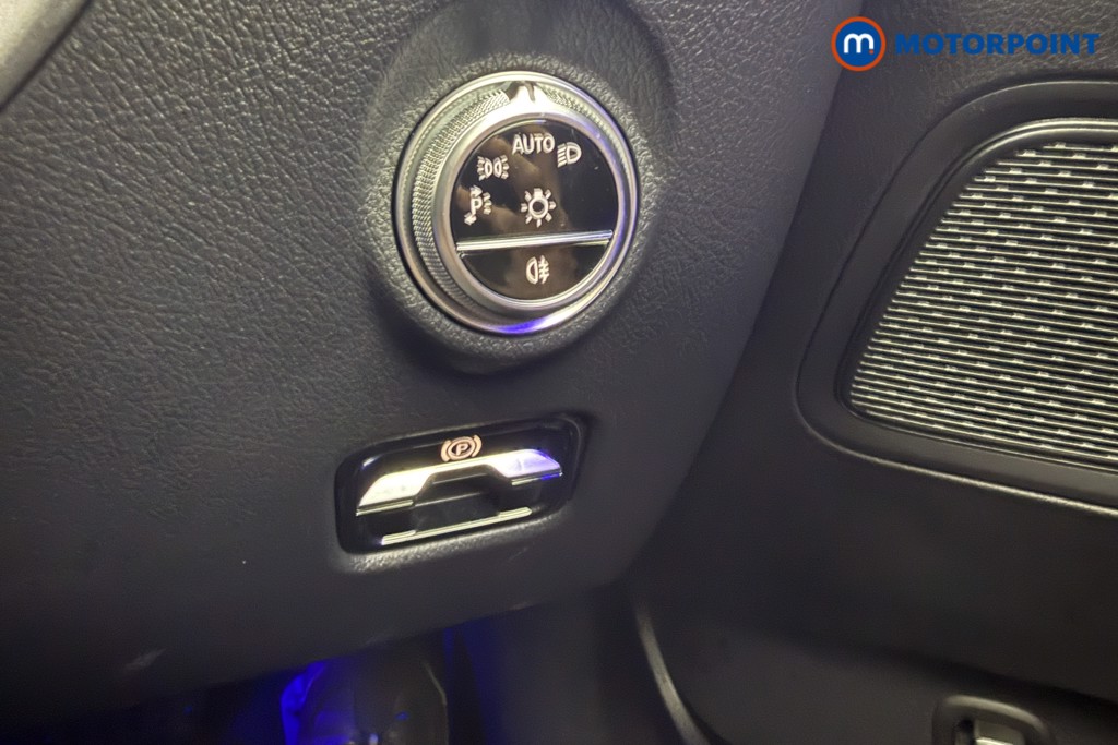 Mercedes-Benz C Class Amg Line Automatic Petrol Estate - Stock Number (1603545) - 10th supplementary image