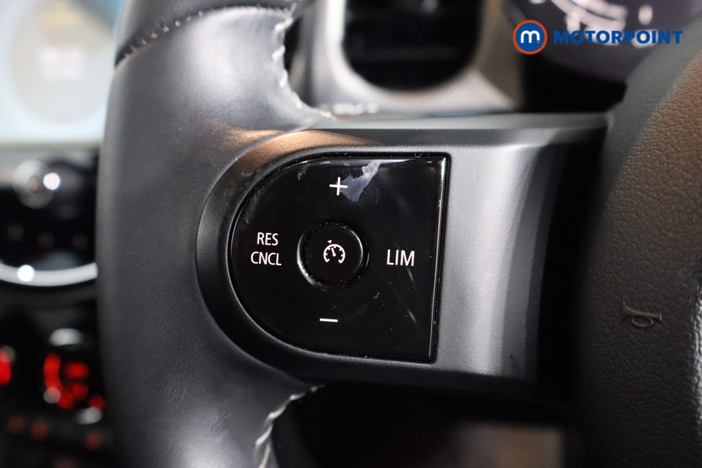 Mini Hatchback Cooper Exclusive Automatic Petrol Hatchback - Stock Number (1603577) - 3rd supplementary image