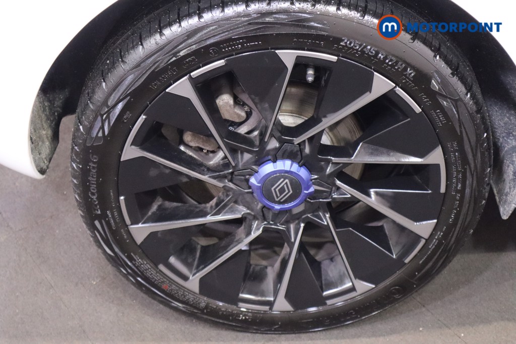 Renault Clio Esprit Alpine Manual Petrol Hatchback - Stock Number (1603663) - 21st supplementary image