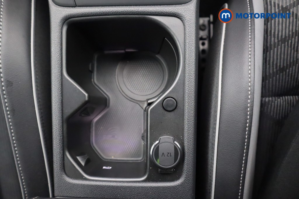 Volkswagen Golf R-Line Automatic Petrol Hatchback - Stock Number (1603707) - 13th supplementary image