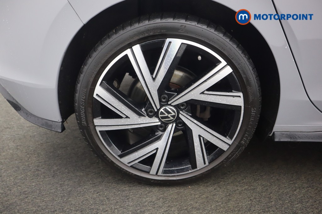 Volkswagen Golf R-Line Automatic Petrol Hatchback - Stock Number (1603707) - 38th supplementary image
