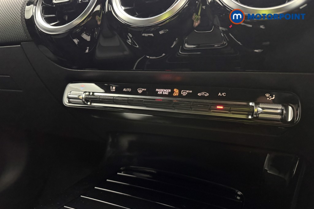 Mercedes-Benz A Class Sport Automatic Petrol Hatchback - Stock Number (1603761) - 13th supplementary image