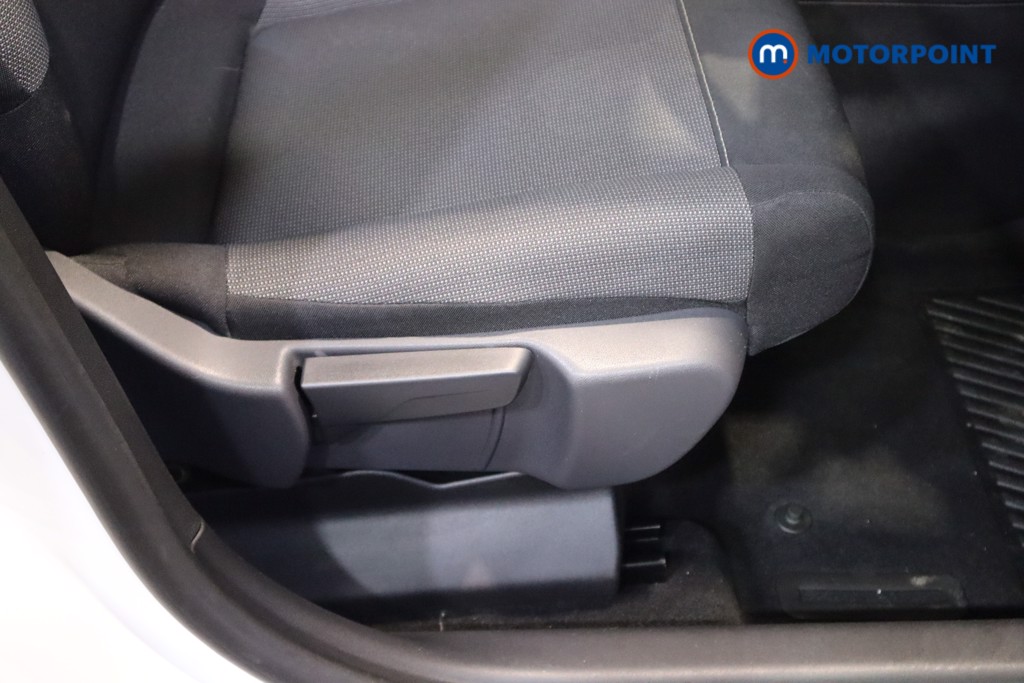 Citroen C3 Aircross Shine Automatic Petrol SUV - Stock Number (1603844) - 17th supplementary image