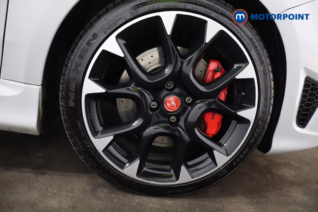 Abarth 595 Competizione Manual Petrol Convertible - Stock Number (1603868) - 9th supplementary image