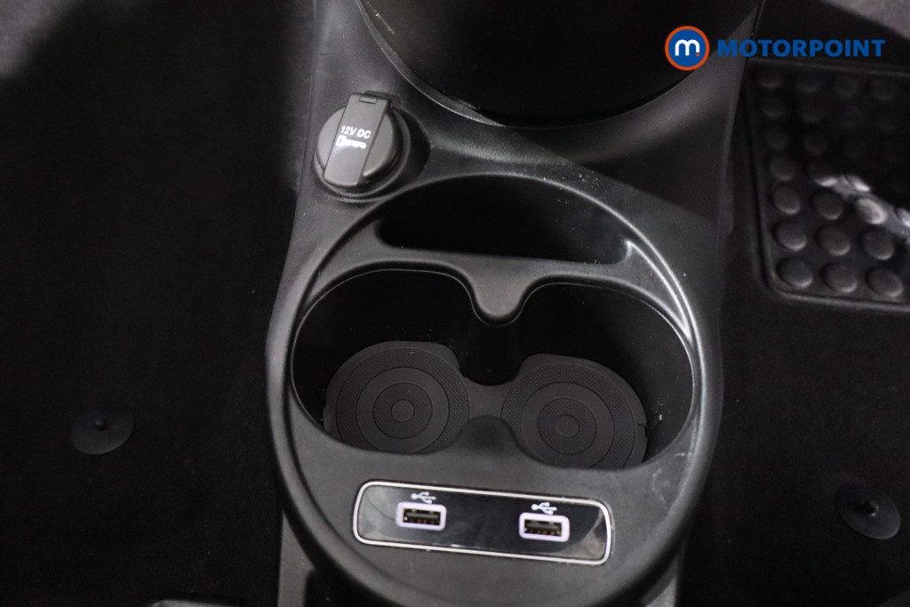 Abarth 595 Competizione Manual Petrol Convertible - Stock Number (1603868) - 16th supplementary image