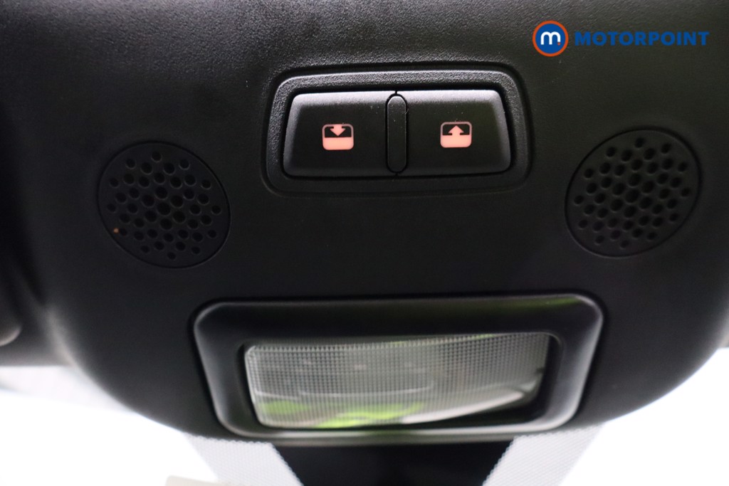 Abarth 595 Competizione Manual Petrol Convertible - Stock Number (1603868) - 17th supplementary image