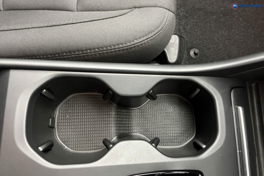 Volvo Xc40 Momentum Automatic Petrol SUV - Stock Number (1592750) - 17th supplementary image