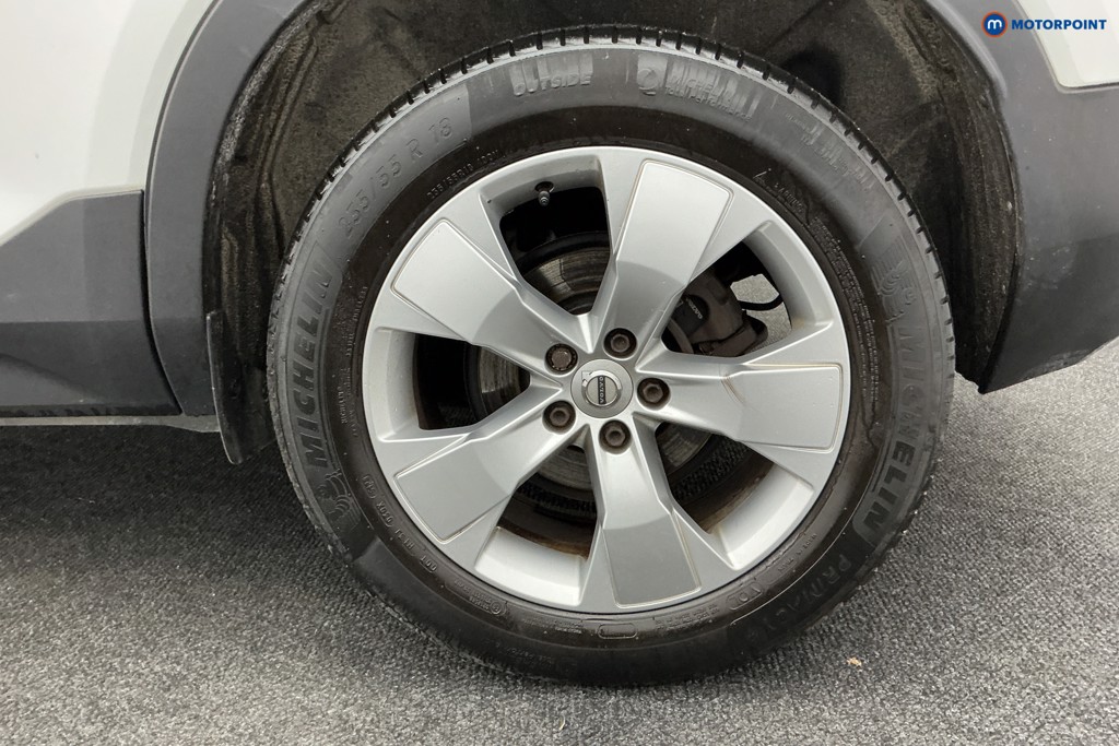 Volvo Xc40 Momentum Automatic Petrol SUV - Stock Number (1592750) - 36th supplementary image
