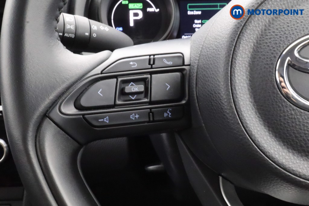 Toyota Yaris Cross Icon Automatic Petrol-Electric Hybrid Estate - Stock Number (1597033) - 3rd supplementary image