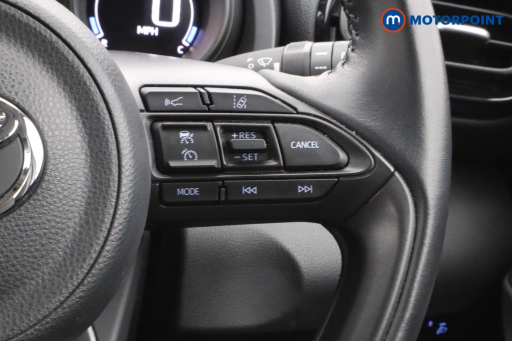 Toyota Yaris Cross Icon Automatic Petrol-Electric Hybrid Estate - Stock Number (1597033) - 4th supplementary image