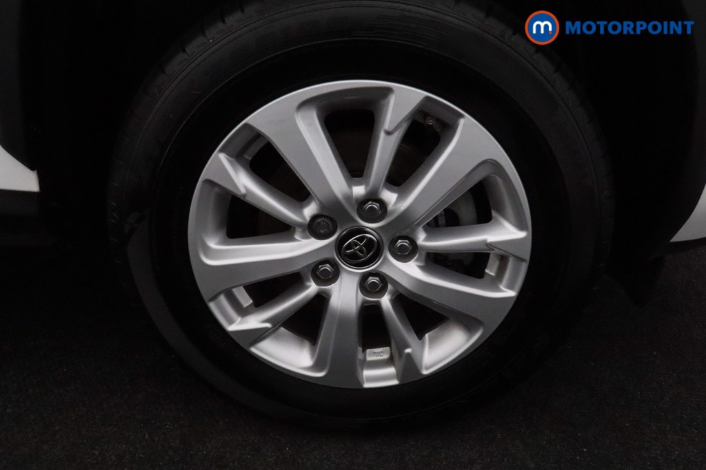 Toyota Yaris Cross Icon Automatic Petrol-Electric Hybrid Estate - Stock Number (1597033) - 17th supplementary image