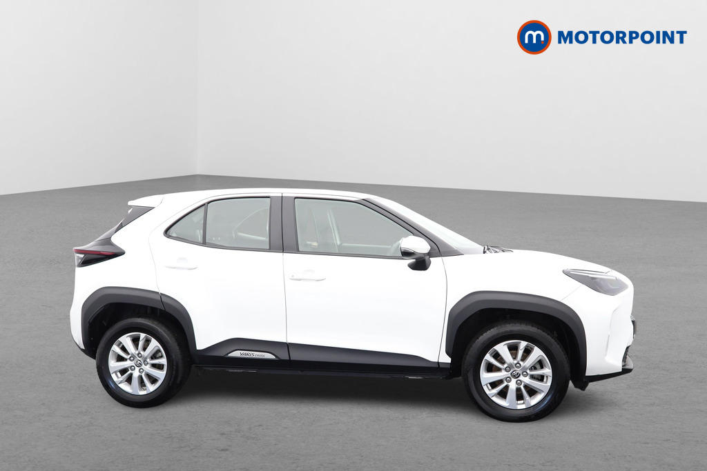 Toyota Yaris Cross Icon Automatic Petrol-Electric Hybrid Estate - Stock Number (1597033) - Passenger side rear corner