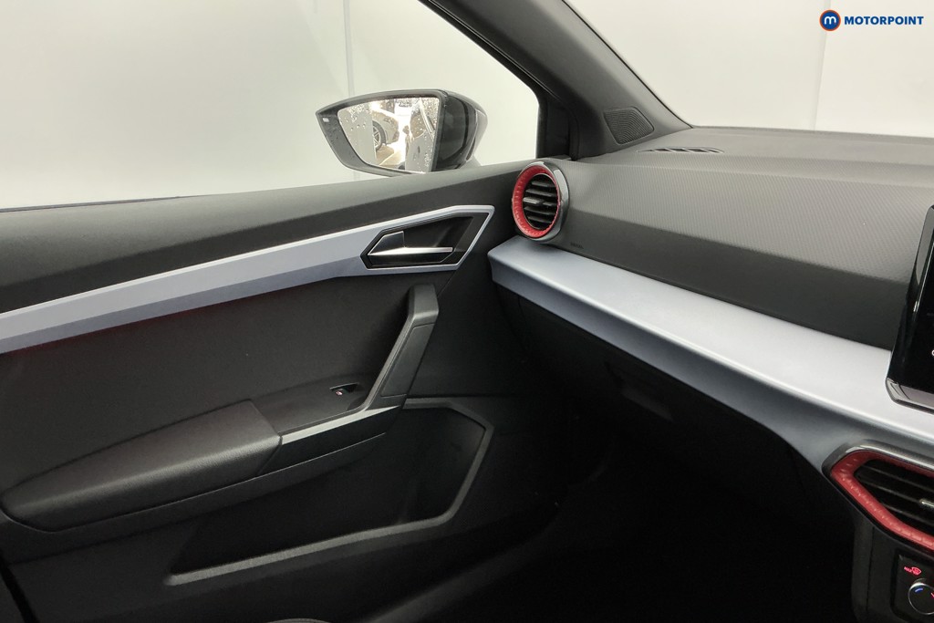 Seat Ibiza FR Automatic Petrol Hatchback - Stock Number (1598460) - 16th supplementary image