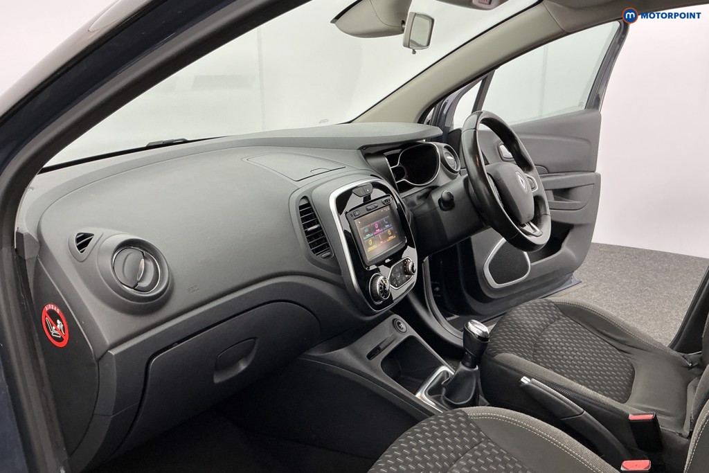 Renault Captur Dynamique S Nav Manual Petrol SUV - Stock Number (1598665) - 9th supplementary image