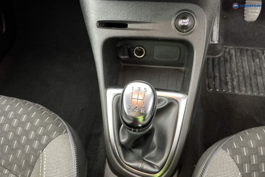 Renault Captur Dynamique S Nav Manual Petrol SUV - Stock Number (1598665) - 16th supplementary image