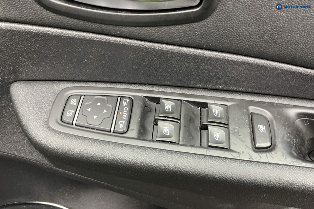 Renault Captur Dynamique S Nav Manual Petrol SUV - Stock Number (1598665) - 23rd supplementary image