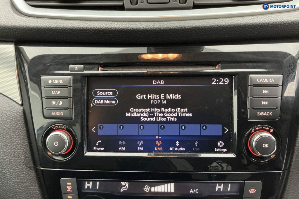 Nissan Qashqai Tekna Manual Petrol SUV - Stock Number (1599077) - 2nd supplementary image