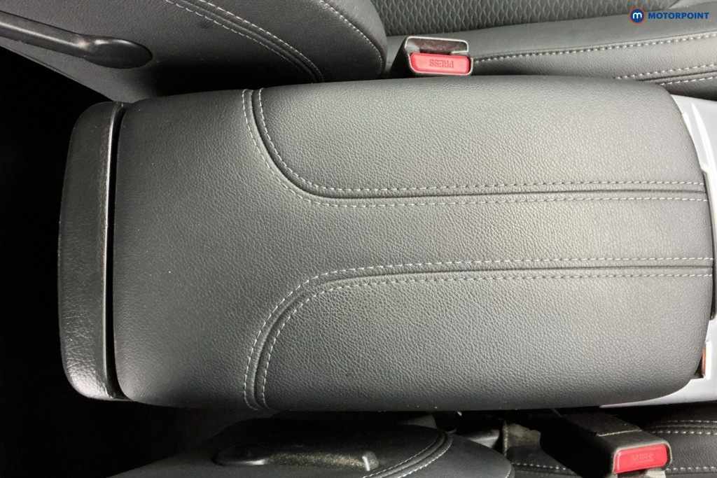 Nissan Qashqai Tekna Manual Petrol SUV - Stock Number (1599077) - 13th supplementary image