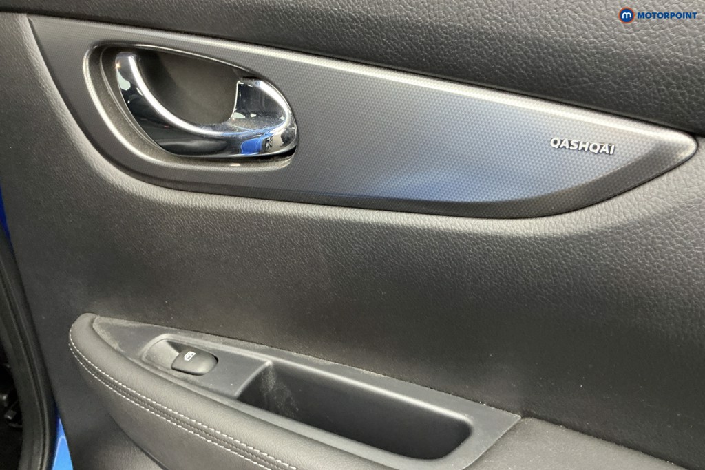 Nissan Qashqai Tekna Manual Petrol SUV - Stock Number (1599077) - 26th supplementary image