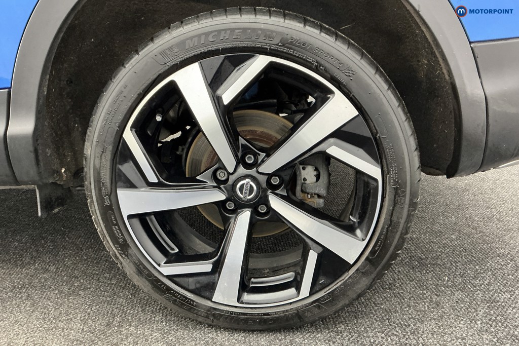 Nissan Qashqai Tekna Manual Petrol SUV - Stock Number (1599077) - 35th supplementary image