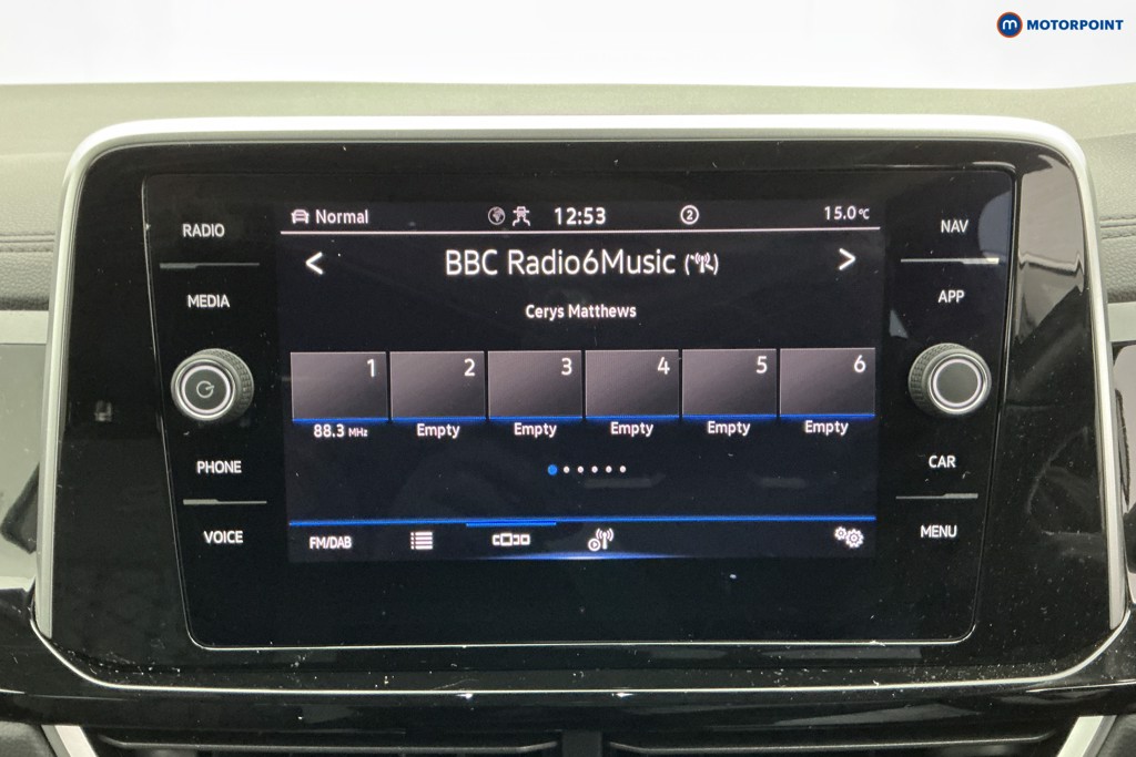 Volkswagen T-Roc R-Line Automatic Petrol SUV - Stock Number (1596341) - 2nd supplementary image