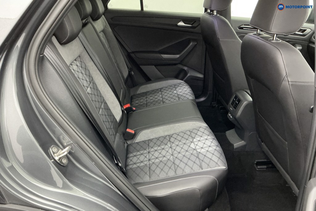 Volkswagen T-Roc R-Line Automatic Petrol SUV - Stock Number (1596341) - 5th supplementary image