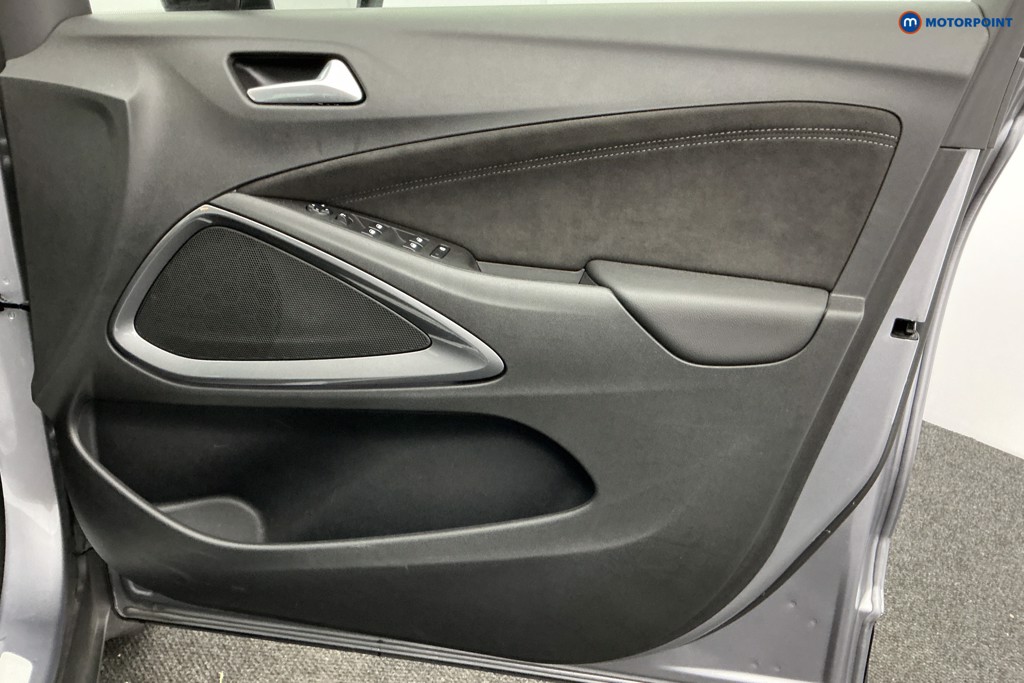 Vauxhall Crossland Ultimate Automatic Petrol SUV - Stock Number (1597808) - 22nd supplementary image