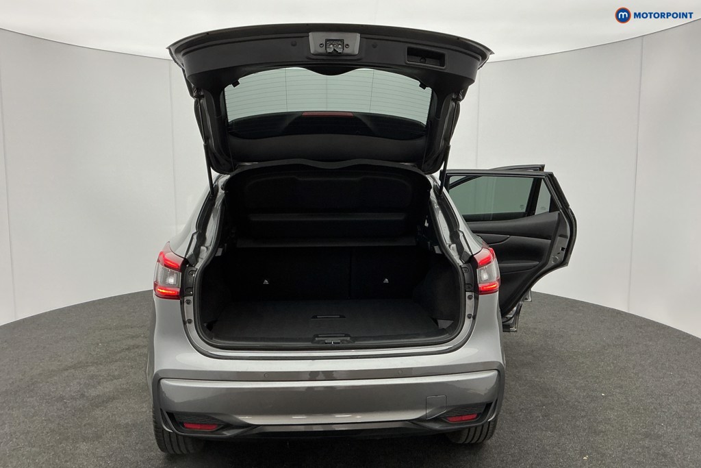 Nissan Qashqai N-Tec Automatic Petrol SUV - Stock Number (1597817) - 3rd supplementary image
