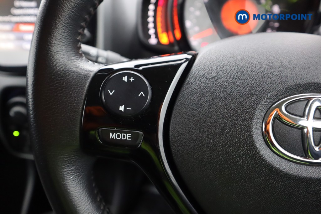 Toyota Aygo X-Play Manual Petrol Hatchback - Stock Number (1603708) - 3rd supplementary image