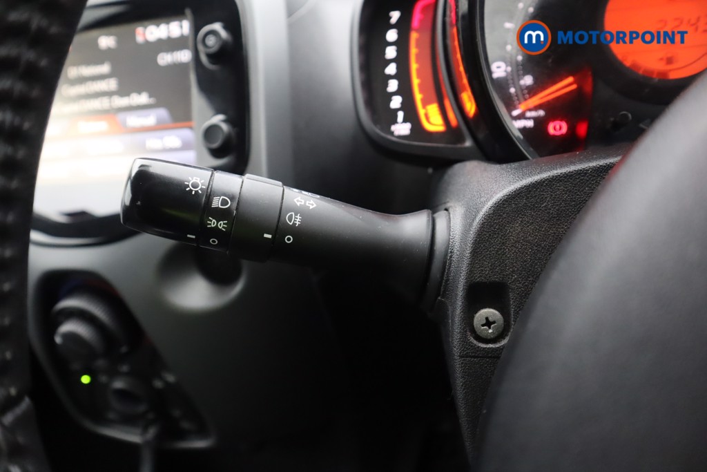 Toyota Aygo X-Play Manual Petrol Hatchback - Stock Number (1603708) - 6th supplementary image