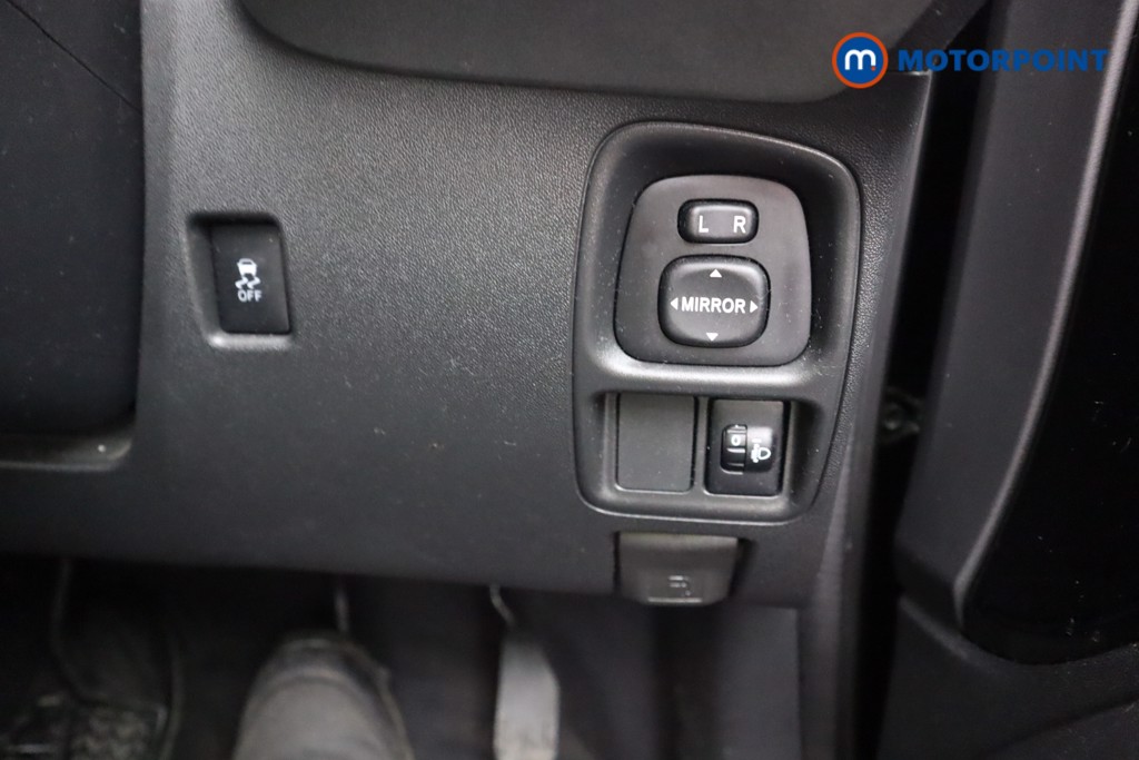 Toyota Aygo X-Play Manual Petrol Hatchback - Stock Number (1603708) - 7th supplementary image