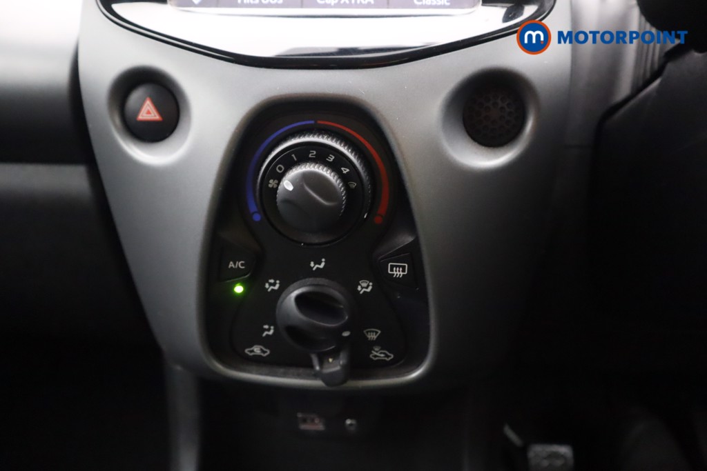 Toyota Aygo X-Play Manual Petrol Hatchback - Stock Number (1603708) - 10th supplementary image
