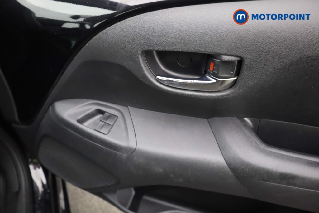 Toyota Aygo X-Play Manual Petrol Hatchback - Stock Number (1603708) - 14th supplementary image