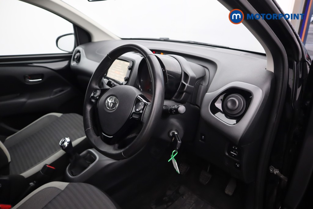 Toyota Aygo X-Play Manual Petrol Hatchback - Stock Number (1603708) - 16th supplementary image