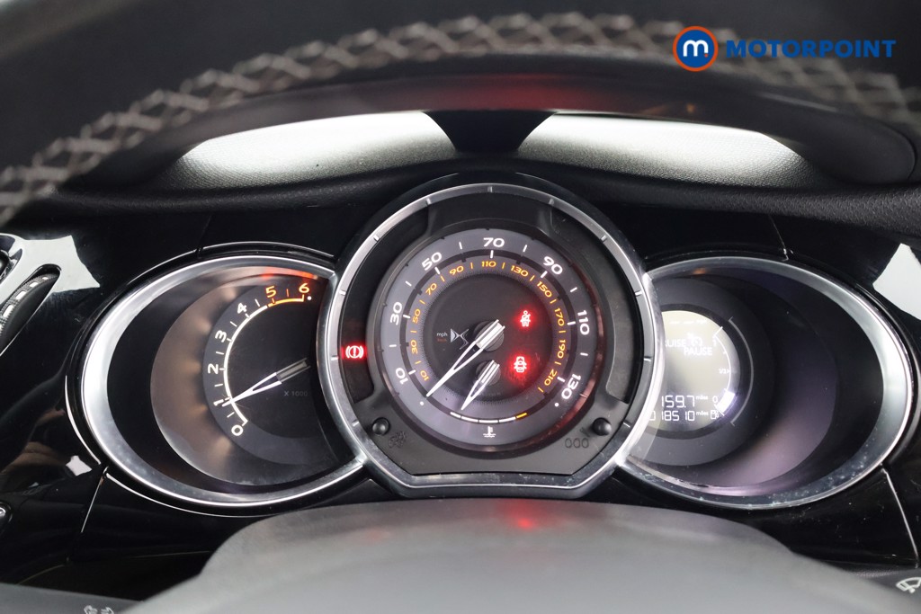 DS Ds 3 Connected Chic Manual Diesel Hatchback - Stock Number (1531973) - 2nd supplementary image