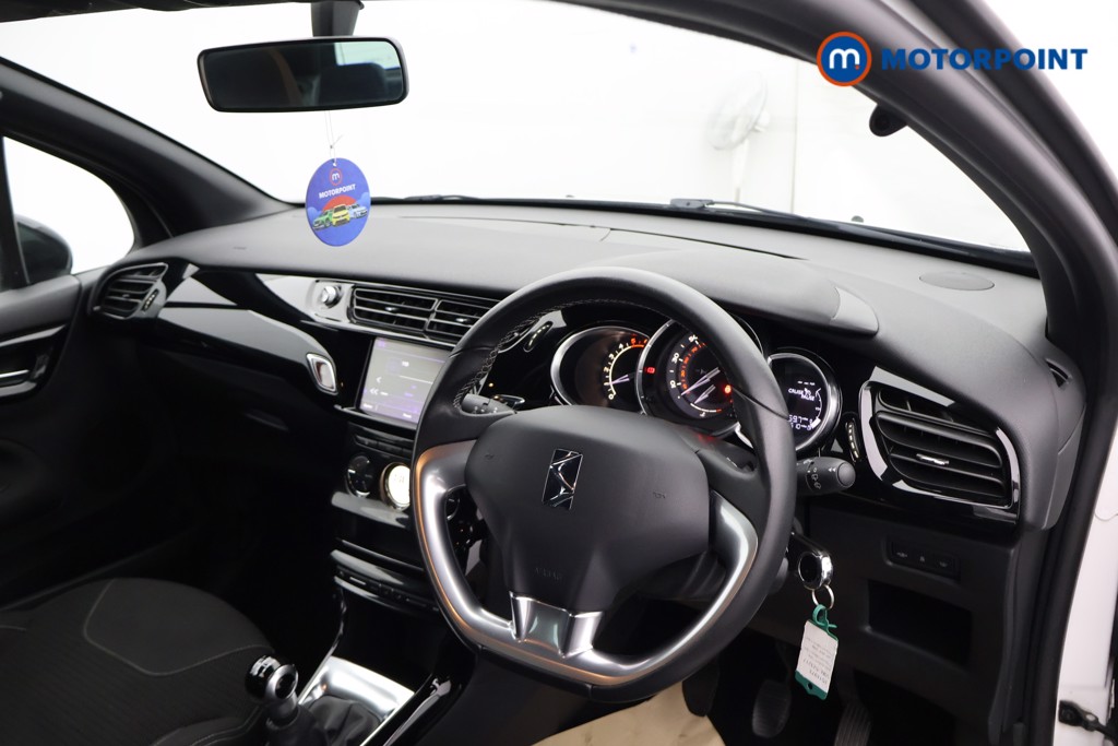 DS Ds 3 Connected Chic Manual Diesel Hatchback - Stock Number (1531973) - 11th supplementary image