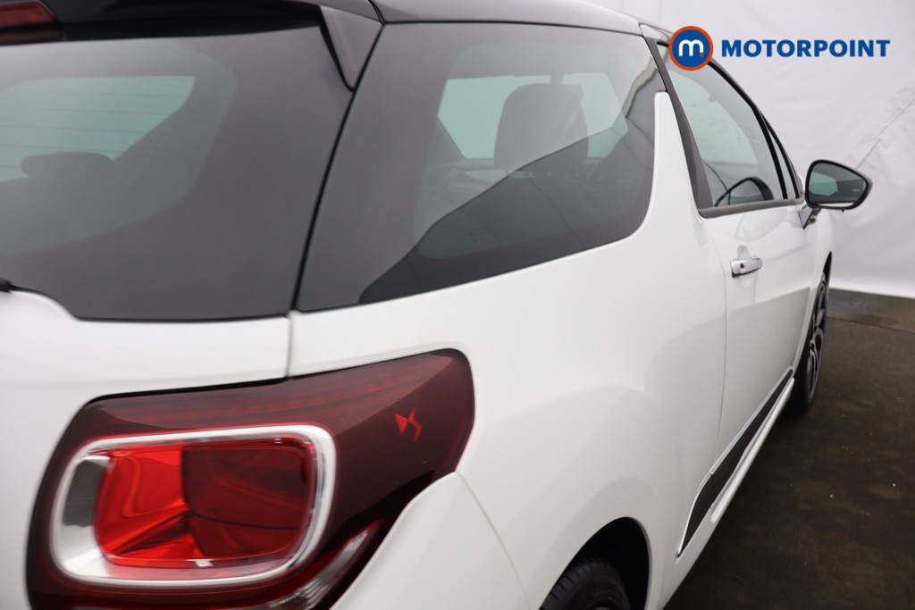 DS Ds 3 Connected Chic Manual Diesel Hatchback - Stock Number (1531973) - 18th supplementary image