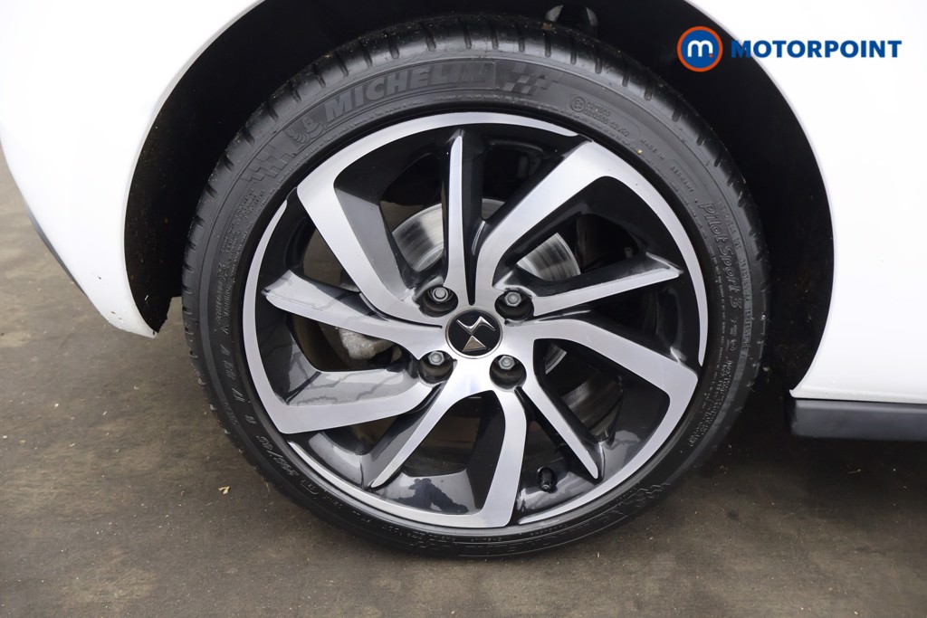 DS Ds 3 Connected Chic Manual Diesel Hatchback - Stock Number (1531973) - 19th supplementary image