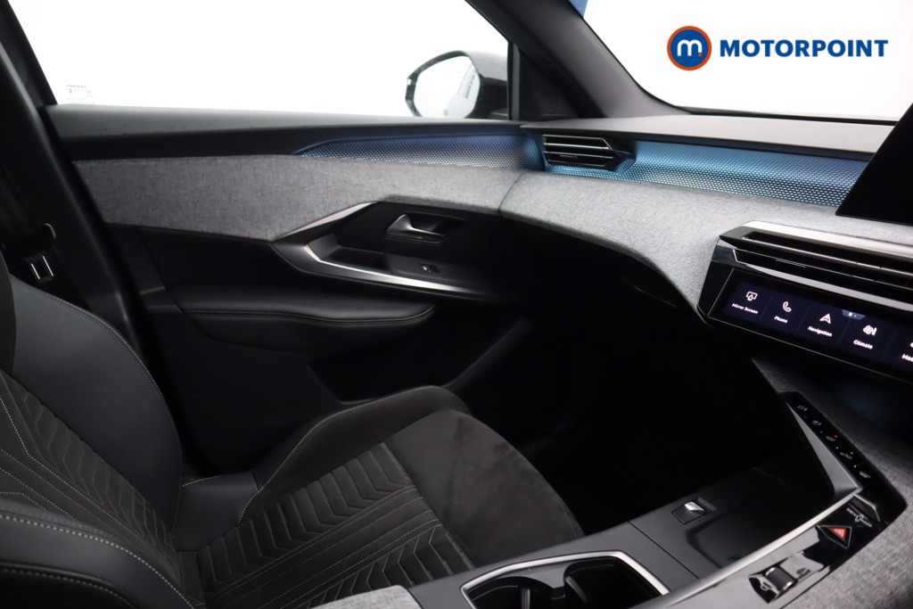Peugeot 3008 GT Automatic Petrol SUV - Stock Number (1569859) - 19th supplementary image